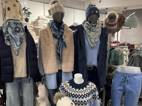 Jacke, Jeans, Pulli, Weste, Mütze für Frauen in Kronach